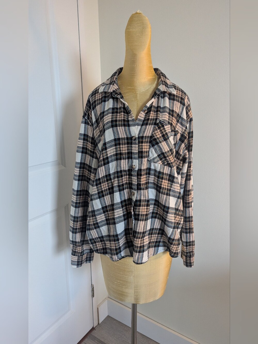 VOLCOM Plaid Long Sleeve Button-Down Flannel Shirt Size M